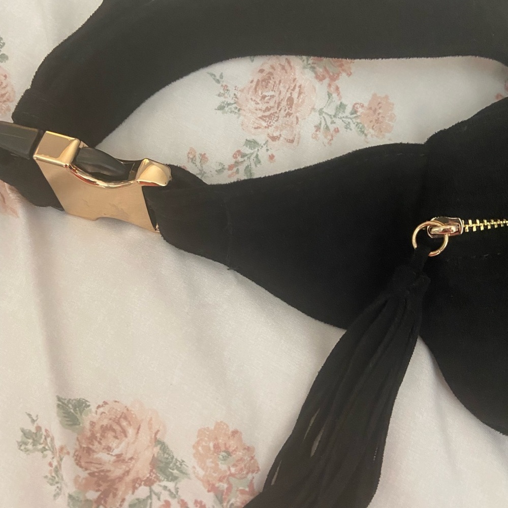 SMALL SUEDE BLACK WAIST POUCH - Picture 3 of 7